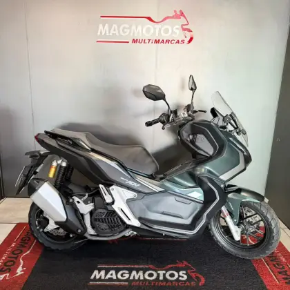 HONDA ADV 