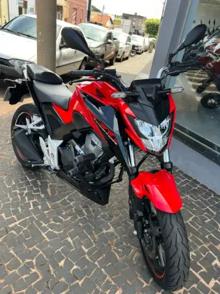 HONDA CB 300F TWISTER ABS HONDA CB 300F TWISTER ABS