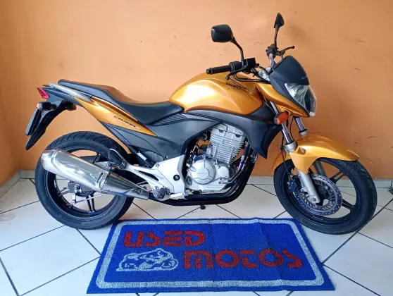 HONDA CB 300R HONDA CB 300R