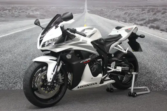 HONDA CBR 600RR 