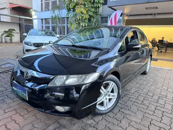 HONDA CIVIC 1.8 EXS 16V FLEX 4P AUTOMÁTICO HONDA CIVIC 1.8 EXS 16V FLEX 4P AUTOMÁTICO