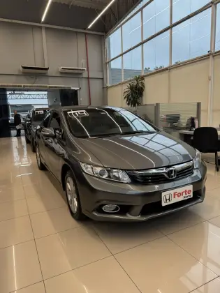 HONDA CIVIC 2.0 LXR 16V FLEX 4P AUTOMÁTICO HONDA CIVIC 2.0 LXR 16V FLEX 4P AUTOMÁTICO