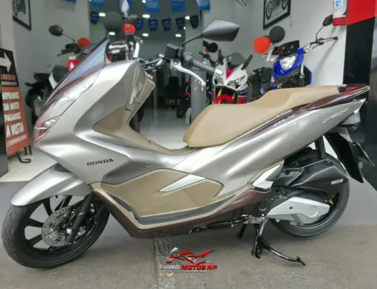 HONDA PCX DLX HONDA PCX DLX