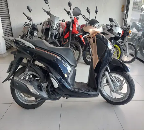 HONDA SH 150i DLX HONDA SH 150i DLX