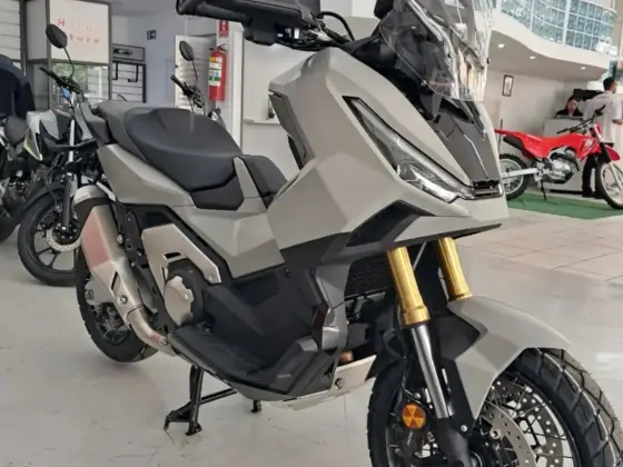 HONDA X-ADV 