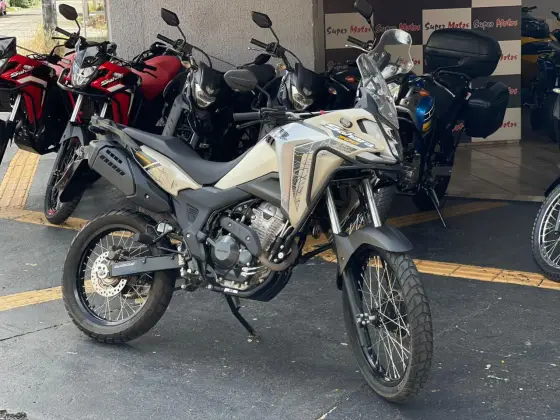 HONDA XRE 300 SAHARA ADVENTURE 