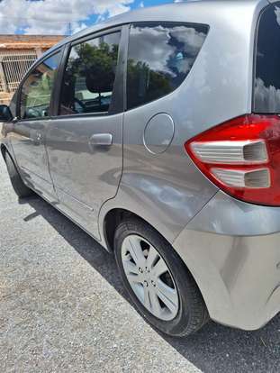 HONDA-FIT-2012