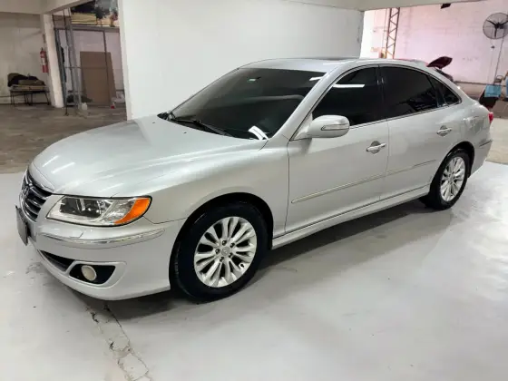 HYUNDAI AZERA 3.3 MPFI GLS SEDAN V6 24V GASOLINA 4P AUTOMÁTICO HYUNDAI AZERA 3.3 MPFI GLS SEDAN V6 24V GASOLINA 4P AUTOMÁTICO