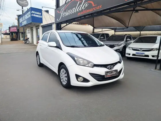 HYUNDAI HB20 1.6 COMFORT 16V FLEX 4P MANUAL HYUNDAI HB20 1.6 COMFORT 16V FLEX 4P MANUAL