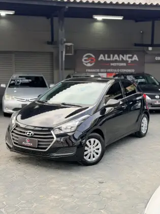 HYUNDAI HB20 1.6 COMFORT PLUS 16V FLEX 4P MANUAL HYUNDAI HB20 1.6 COMFORT PLUS 16V FLEX 4P MANUAL
