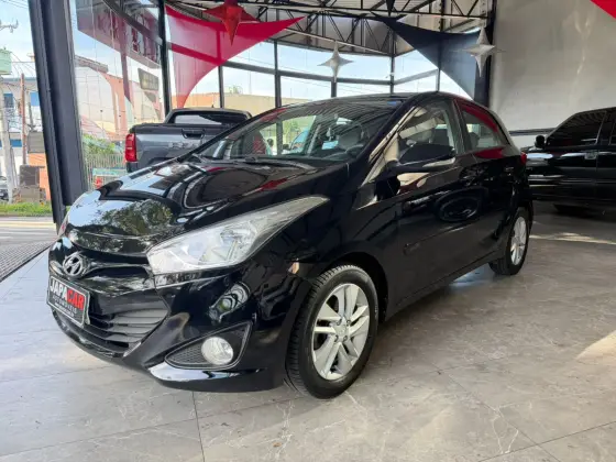 HYUNDAI HB20 1.6 PREMIUM 16V FLEX 4P MANUAL HYUNDAI HB20 1.6 PREMIUM 16V FLEX 4P MANUAL