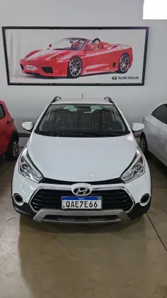 HYUNDAI HB20 1.6 R SPEC 16V FLEX 4P AUTOMÁTICO HYUNDAI HB20 1.6 R SPEC 16V FLEX 4P AUTOMÁTICO