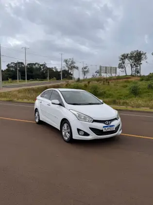 HYUNDAI HB20S 1.6 PREMIUM 16V FLEX 4P AUTOMÁTICO