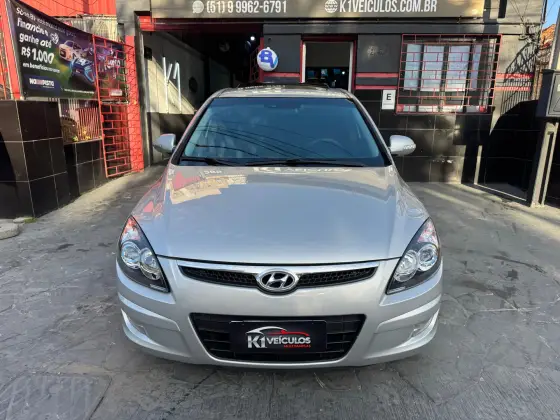 HYUNDAI I30 2.0 MPFI GLS 16V GASOLINA 4P AUTOMÁTICO HYUNDAI I30 2.0 MPFI GLS 16V GASOLINA 4P AUTOMÁTICO