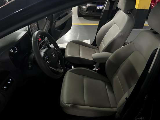 HYUNDAI-HB20S-2024