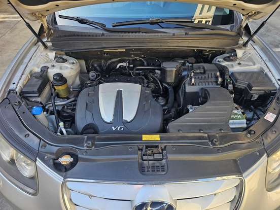 HYUNDAI-SANTA FÉ-3.5 MPFI GLS V6 24V 285CV GASOLINA 4P AUTOMÁTICO HYUNDAI-SANTA FÉ-2010