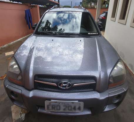 HYUNDAI-TUCSON-2010