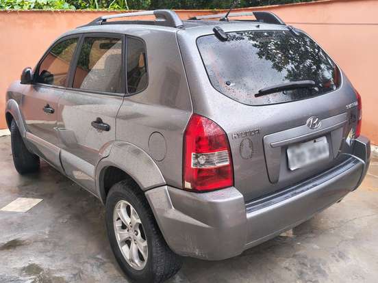 HYUNDAI-TUCSON-2.0 GL 2WD 16V GASOLINA 4P MANUAL HYUNDAI-TUCSON-2010