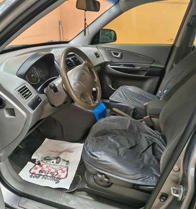 HYUNDAI-TUCSON-2010