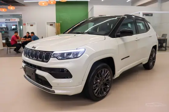 JEEP COMPASS 1.3 T270 TURBO FLEX S AT6 JEEP COMPASS 1.3 T270 TURBO FLEX S AT6