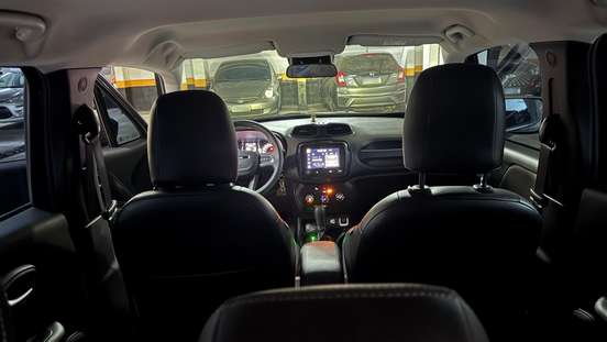 JEEP-RENEGADE-2024
