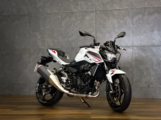 KAWASAKI Z400 KAWASAKI Z400