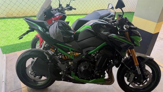 KAWASAKI Z900 R EDITION 