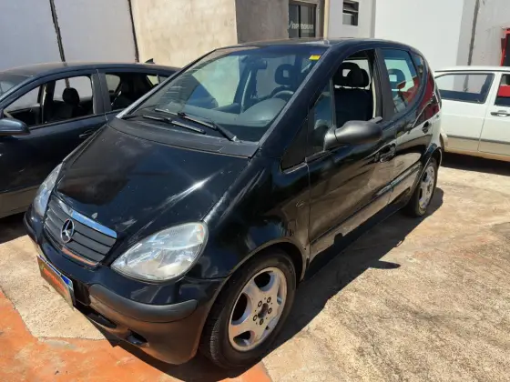 MERCEDES-BENZ CLASSE A 1.6 160 CLASSIC GASOLINA 4P MANUAL