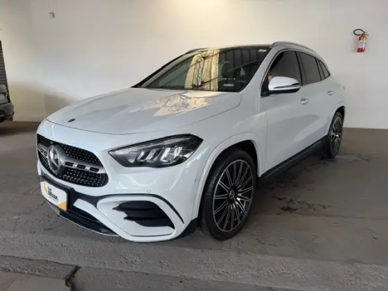 MERCEDES-BENZ GLA 200 1.3 MHEV AMG LINE 7G-DCT MERCEDES-BENZ GLA 200 1.3 MHEV AMG LINE 7G-DCT