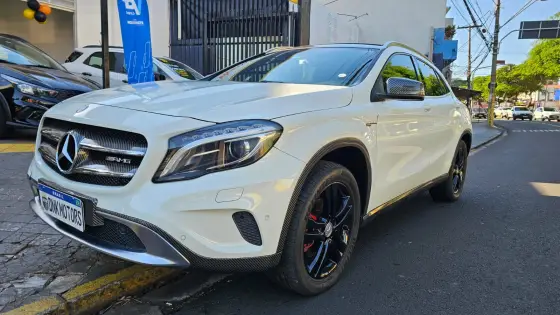 MERCEDES-BENZ GLA 200 1.6 CGI VISION 16V TURBO GASOLINA 4P AUTOMÁTICO