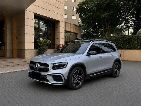 MERCEDES-BENZ GLB 220 2.0 MHEV AMG LINE 4MATIC 8G-DCT MERCEDES-BENZ GLB 220 2.0 MHEV AMG LINE 4MATIC 8G-DCT