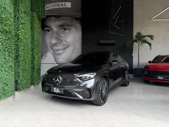 MERCEDES-BENZ GLC 300 2.0 MHEV AMG LINE COUPÉ 4MATIC 9G-TRONIC MERCEDES-BENZ GLC 300 2.0 MHEV AMG LINE COUPÉ 4MATIC 9G-TRONIC