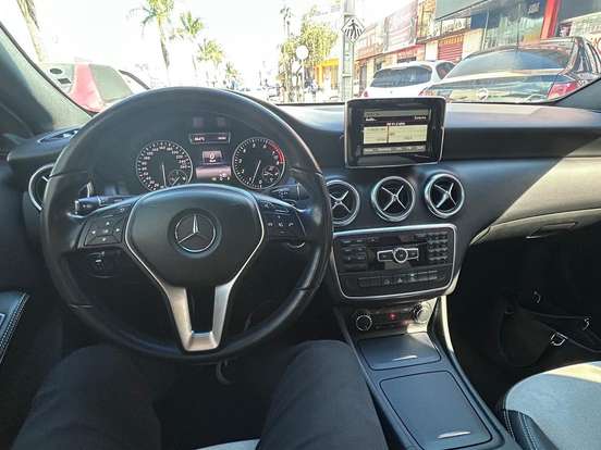 MERCEDES-BENZ-A 200-1.6 TURBO 16V GASOLINA 4P AUTOMÁTICO MERCEDES-BENZ-A 200-2015