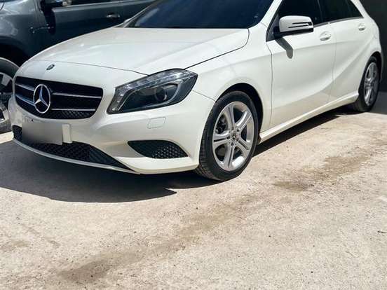 MERCEDES-BENZ-A 200-1.6 TURBO 16V GASOLINA 4P AUTOMÁTICO MERCEDES-BENZ-A 200-2015