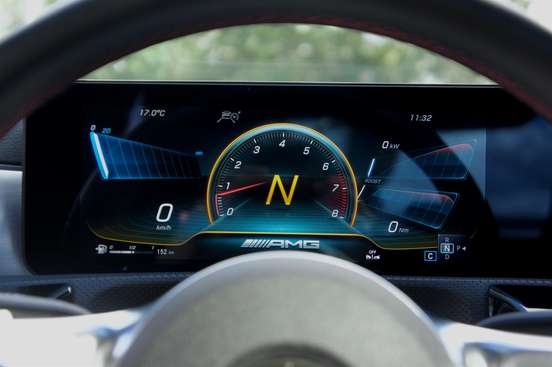 MERCEDES-BENZ-CLA 35 AMG-2021