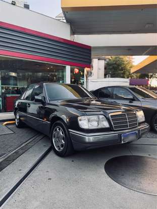 MERCEDES-BENZ-E 320-1995