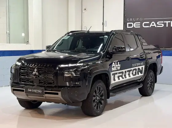 MITSUBISHI TRITON 2.4 BITURBO DIESEL CD KATANA 4X4 AUTOMÁTICO MITSUBISHI TRITON 2.4 BITURBO DIESEL CD KATANA 4X4 AUTOMÁTICO