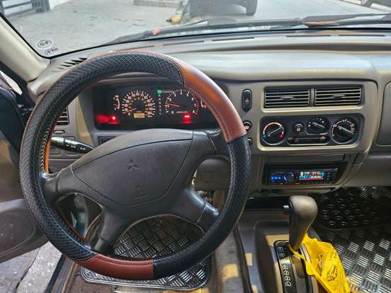 MITSUBISHI-PAJERO-3.0 GLS 4X2 V6 24V GASOLINA 4P AUTOMÁTICO MITSUBISHI-PAJERO-1999