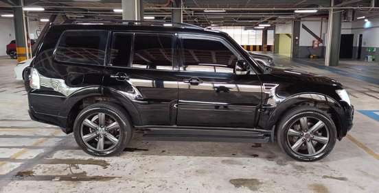MITSUBISHI-PAJERO FULL-2014