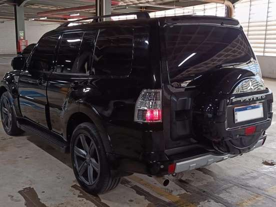 MITSUBISHI-PAJERO FULL-3.2 HPE 4X4 16V TURBO INTERCOOLER DIESEL 4P AUTOMÁTICO MITSUBISHI-PAJERO FULL-2014