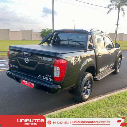 NISSAN-FRONTIER-2021