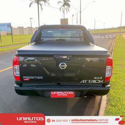 NISSAN-FRONTIER-2021