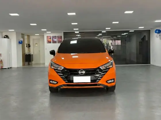 NISSAN VERSA 1.6 16V FLEX EXCLUSIVE XTRONIC NISSAN VERSA 1.6 16V FLEX EXCLUSIVE XTRONIC
