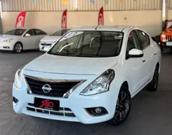 NISSAN VERSA 1.6 16V FLEX SV 4P XTRONIC NISSAN VERSA 1.6 16V FLEX SV 4P XTRONIC