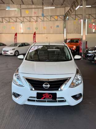 NISSAN-VERSA-1.6 16V FLEX SV 4P XTRONIC NISSAN-VERSA-2017