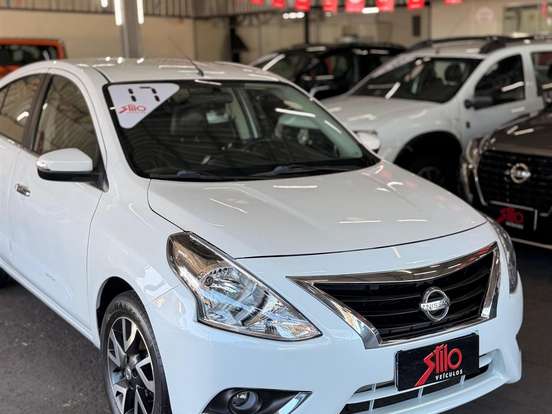 NISSAN-VERSA-1.6 16V FLEX SV 4P XTRONIC NISSAN-VERSA-2017