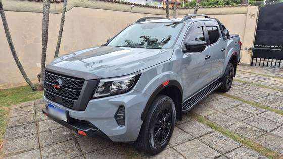 NISSAN FRONTIER 2.3 16V TURBO DIESEL PRO4X CD 4X4 AUTOMÁTICO