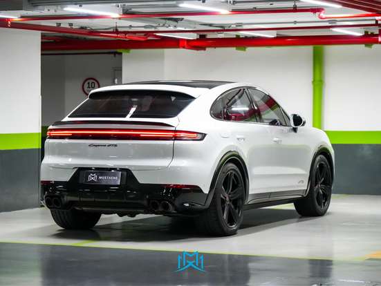 PORSCHE-CAYENNE-2025