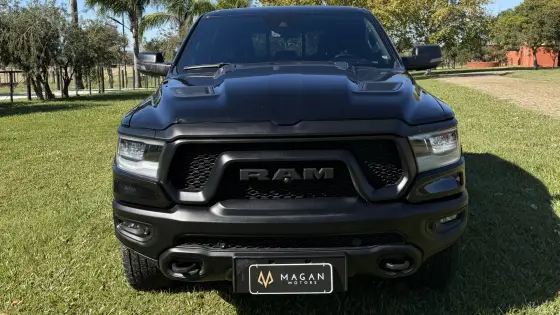RAM 1500 5.7 V8 GASOLINA REBEL CD 4X4 AUTOMÁTICO