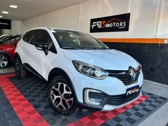 RENAULT CAPTUR 1.6 16V SCE FLEX INTENSE X-TRONIC RENAULT CAPTUR 1.6 16V SCE FLEX INTENSE X-TRONIC